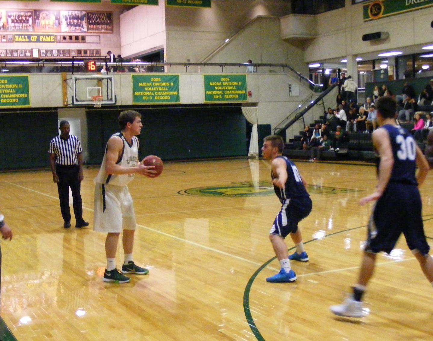 Kishwaukee Men Lose Close Game