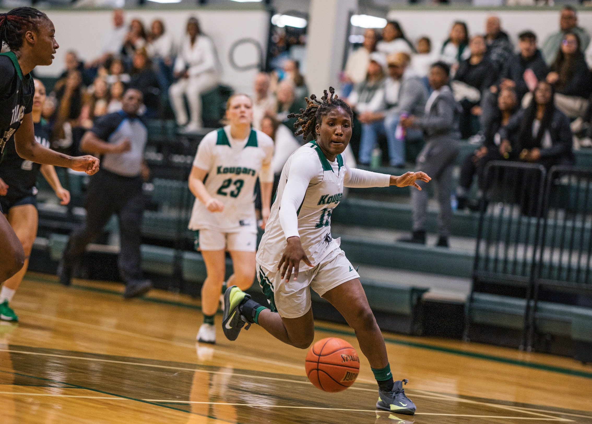 Women's Basketball fall to Sauk Valley